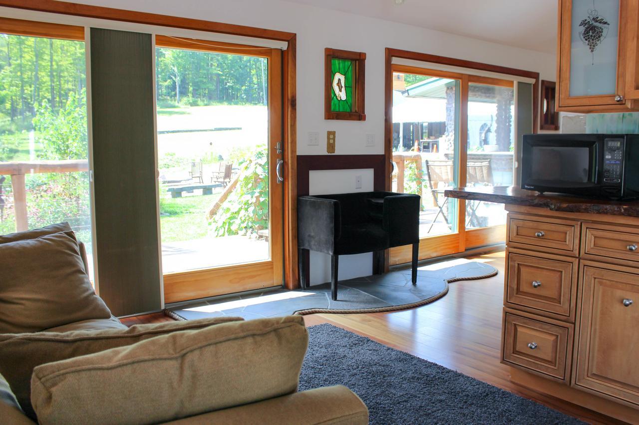 New Park Retreat Hotel Ithaca Esterno foto