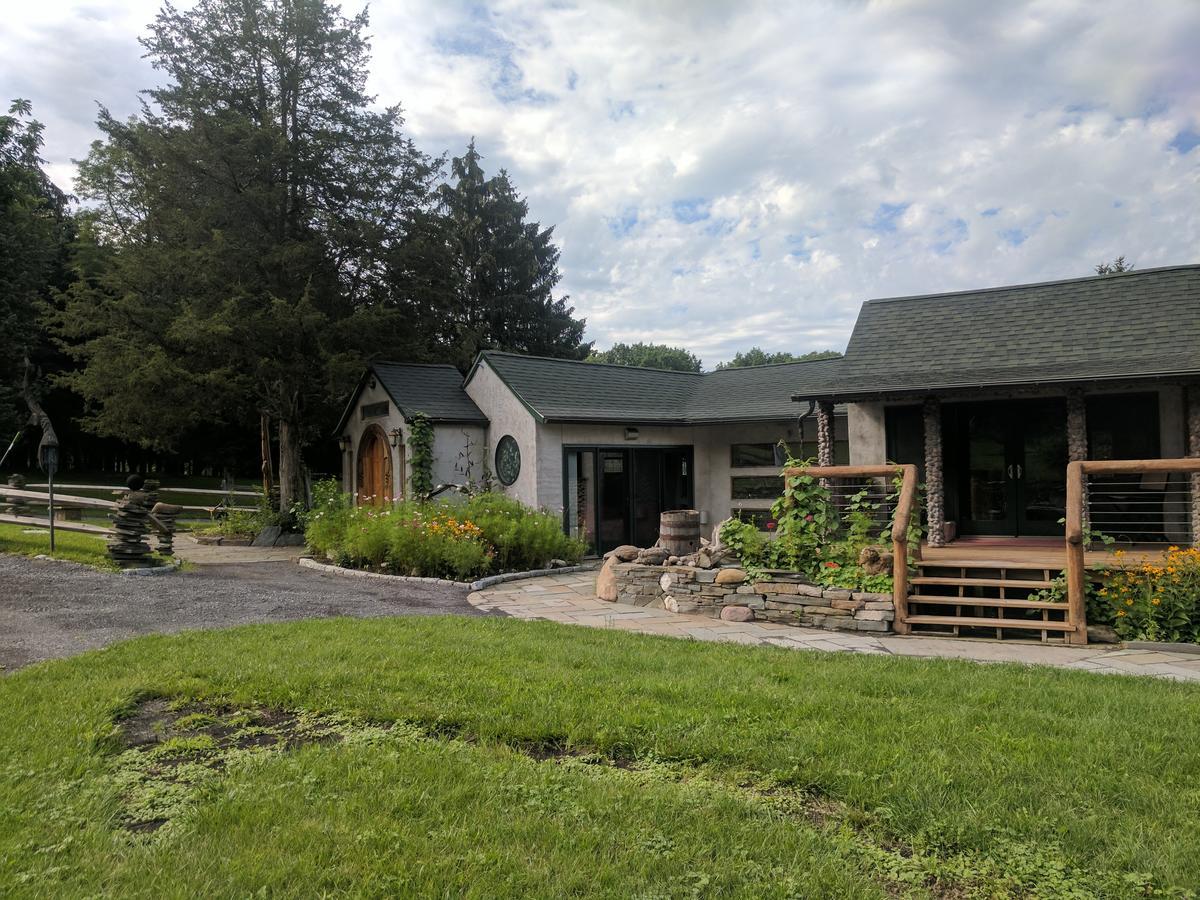 New Park Retreat Hotel Ithaca Esterno foto
